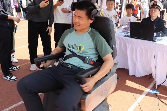 海天同筑梦深蓝写忠诚 清华大学海军成立纪念日路演活动规则和礼物介绍(图8)