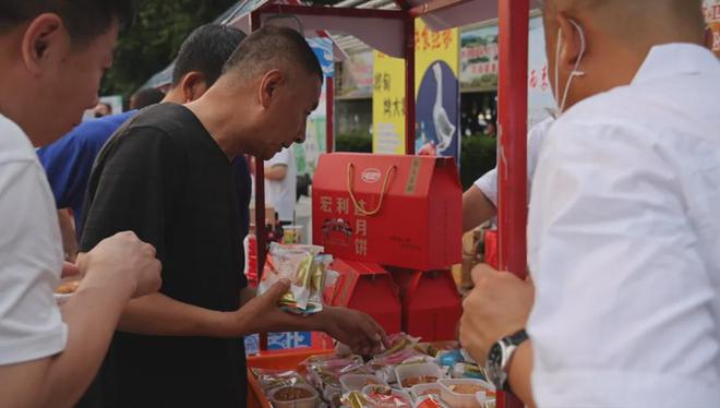 燃爆桦甸！“金城铭品”路演双线万+政企联动点燃消费热潮(图2)