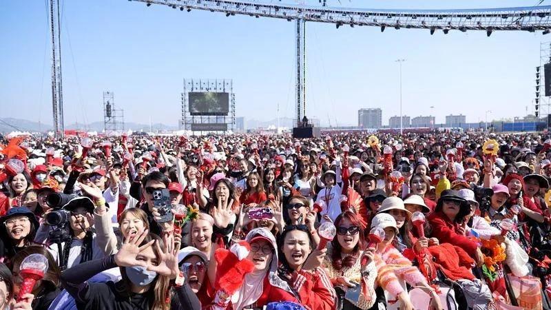 当荧光棒点亮跃动的烟台(图3)