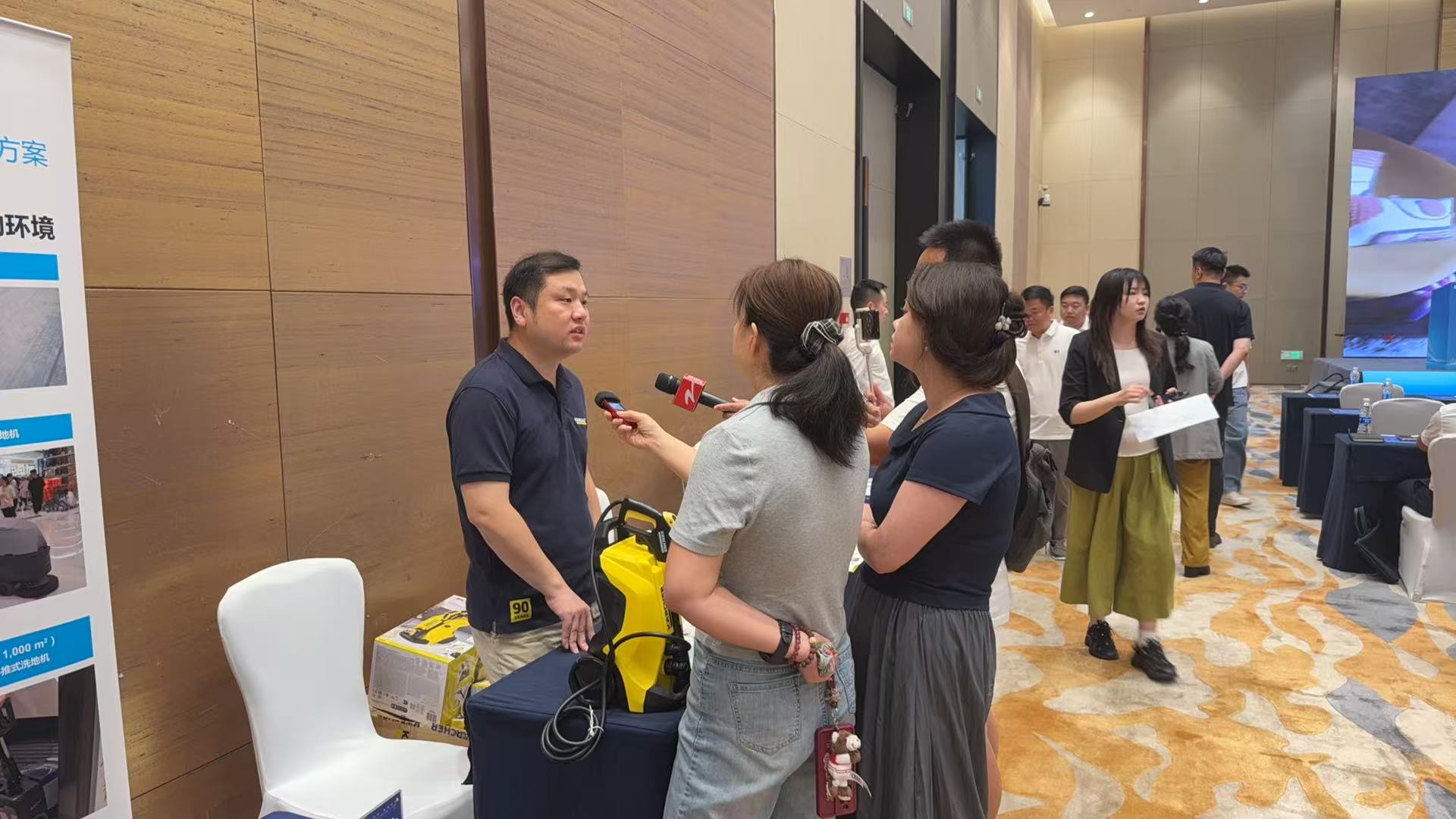 第八届中国国际进口博览会浙江首场招商路演在杭州举行(图2)