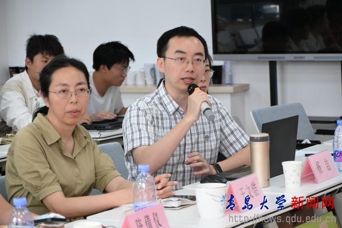 经济学院举行中国国际大学生创新大赛专项培训(图2)