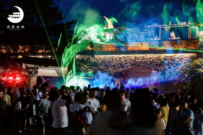 2025建昌古城火把节：传统与现代交融 点亮夏日狂欢夜(图4)
