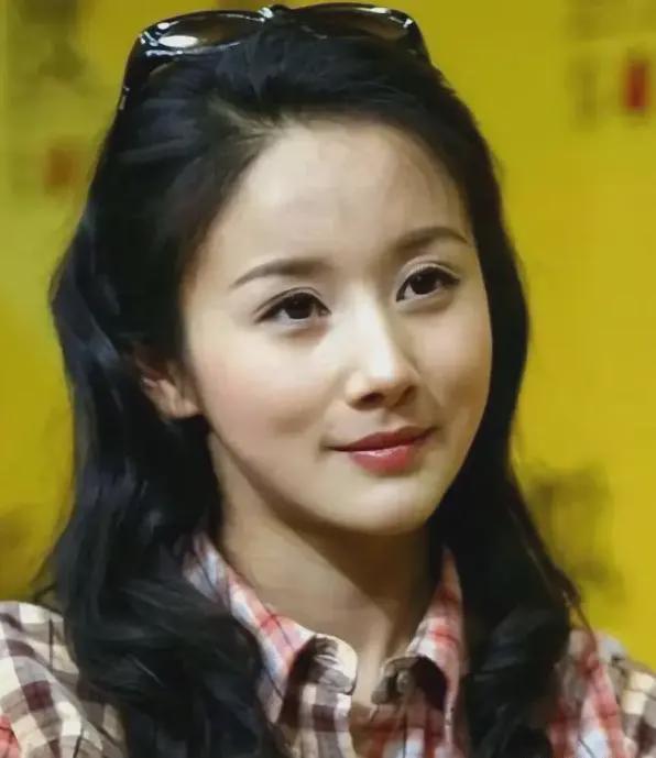 孙菲菲有多惨？被导演打到脑震荡、捂嘴窒息毁容还惨遭封杀(图5)