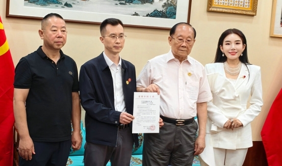 著名歌手张梦心出席自我教育体系北京座谈会暨健康中国工程自我教育研究中心成立会议(图4)