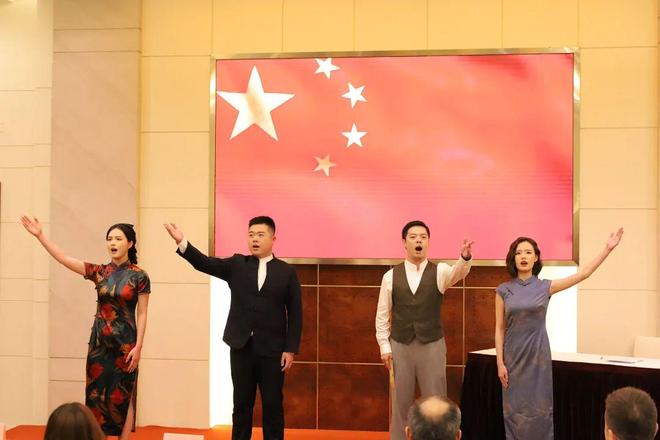 连环画《国歌从这里唱响》上海书展首发！用画笔讲述国歌背后的故事(图1)